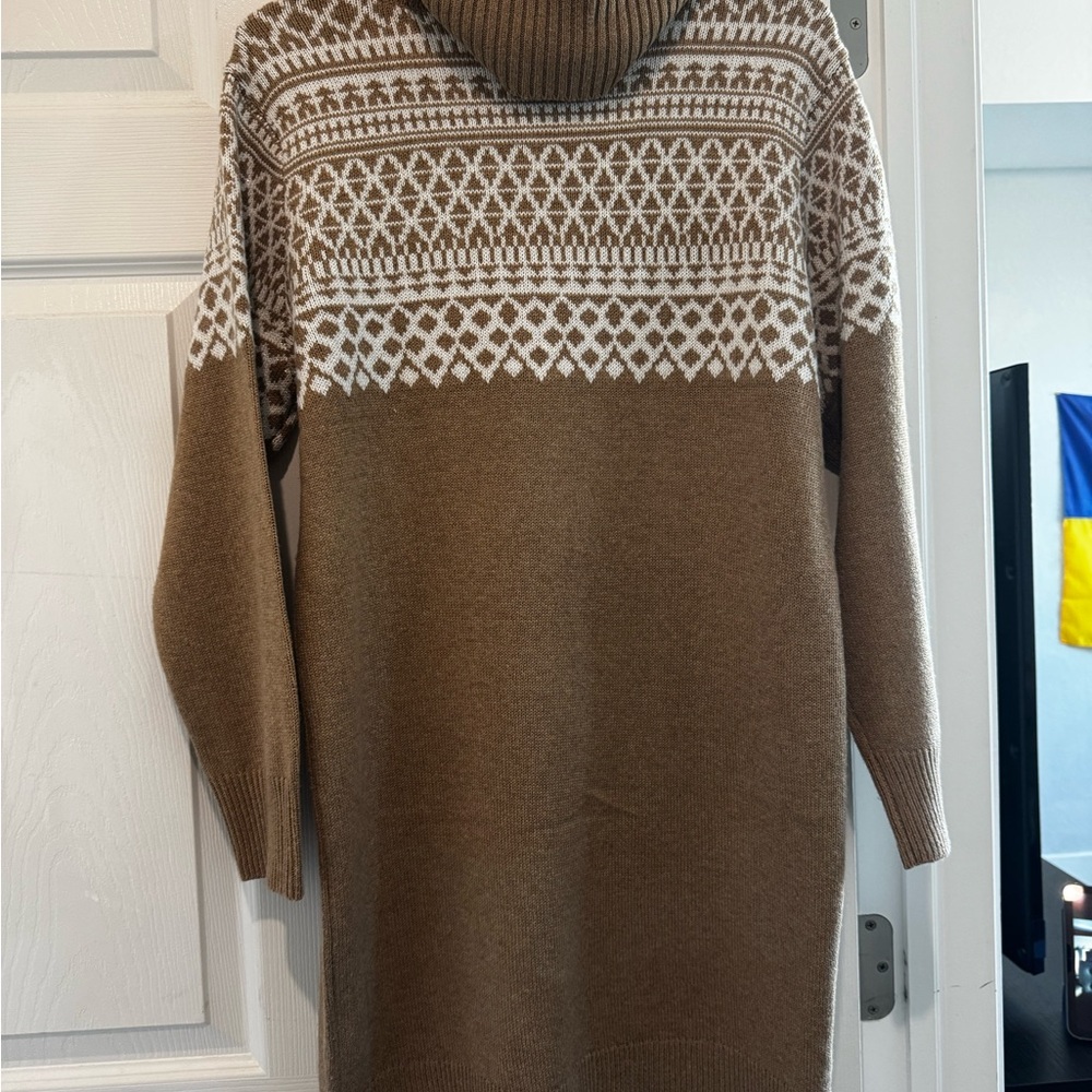 Brown and White Patterned Women's Sweater Dress